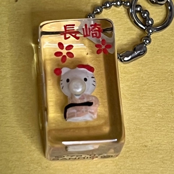 Vintage Hello Kitty　Local Netsuke　"NAGASAKI" - Picture 5 of 7